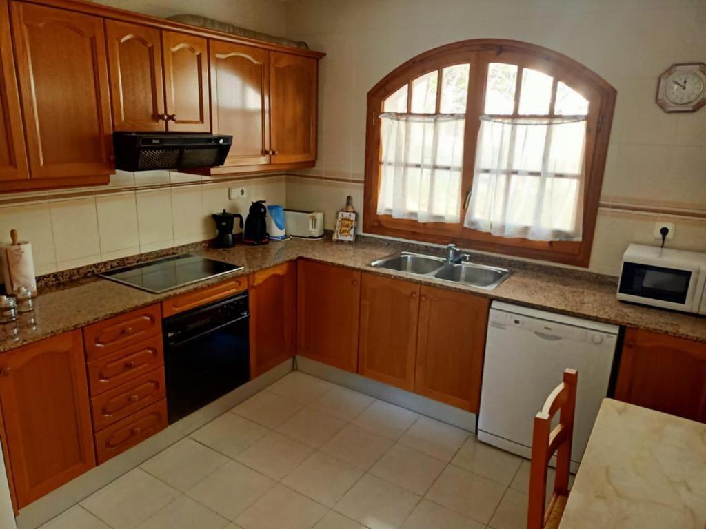 Chalet A 100M De La Playa De Cristal, Pino Alto Villa Hospitalet De L'Infant Esterno foto